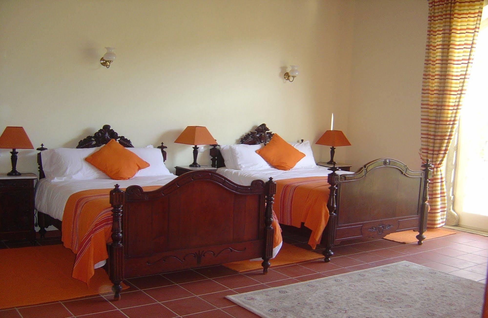 Quinta Do Scoto Bed and Breakfast Rinchoa Exteriör bild