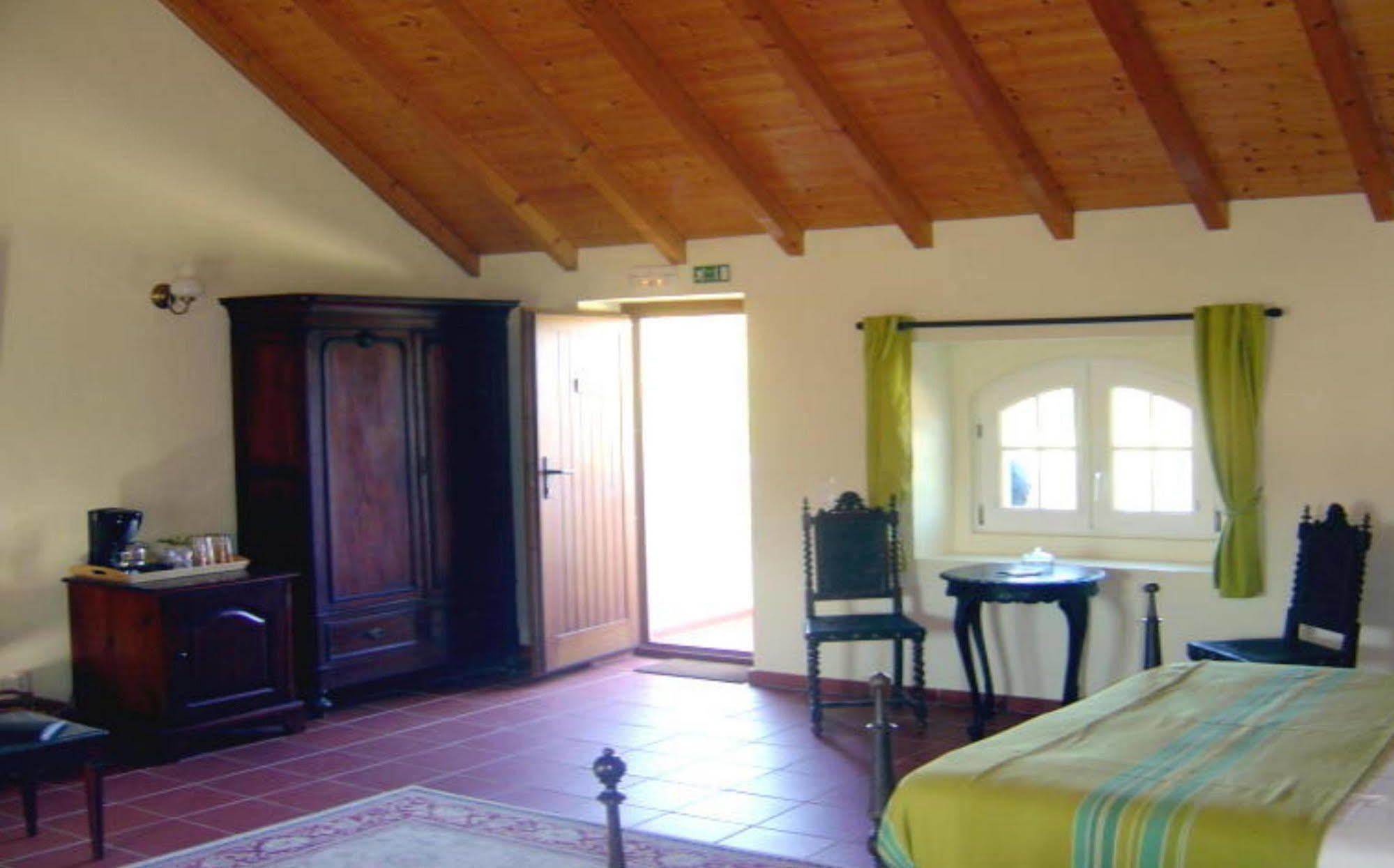 Quinta Do Scoto Bed and Breakfast Rinchoa Exteriör bild